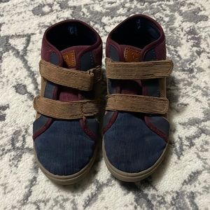 Carters boys size 12